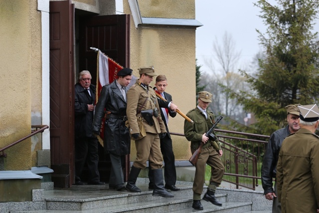 Grób partyzantów "Bartka" w Mazańcowicach