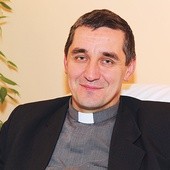Ks. dr Paweł Łobaczewski,  rektor paradyskiego seminarium