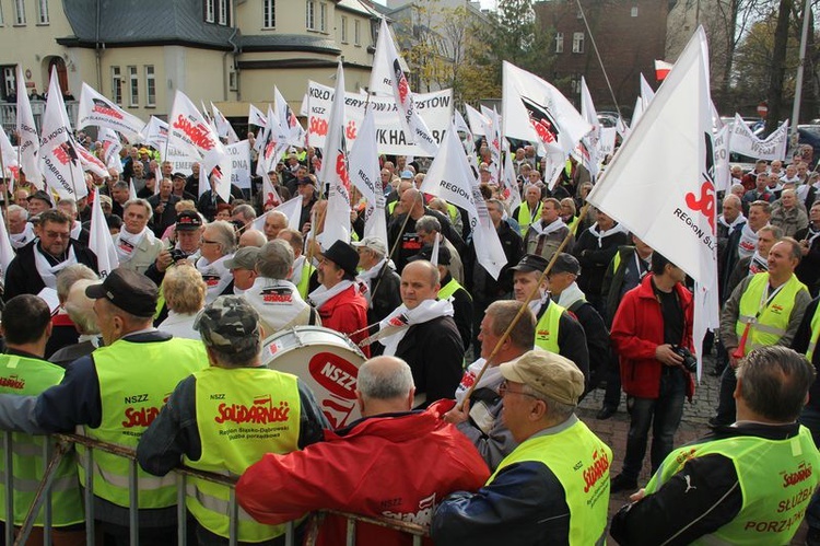 Emeryci górniczy protestowali