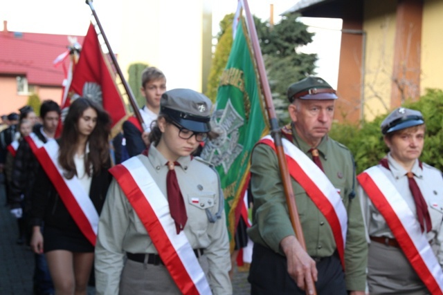 Tablica ofiar II wojny światowej w Bystrej Śląskiej