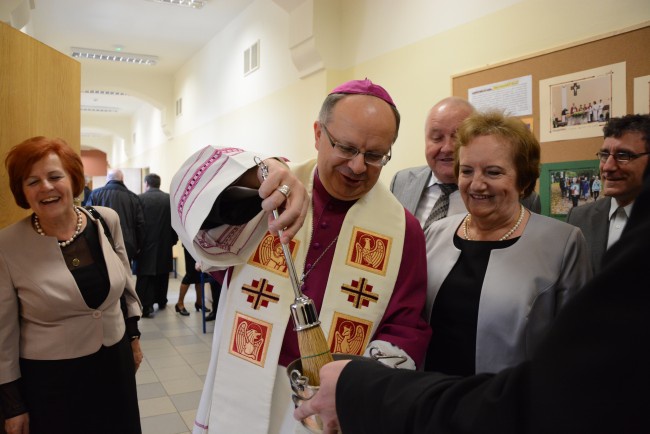 Poświęcenie gmachu szkół katolickich w Opolu