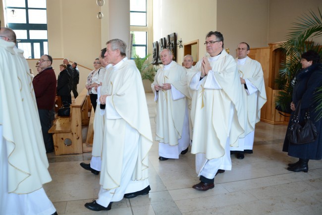 Poświęcenie gmachu szkół katolickich w Opolu