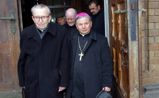 Pierwsza wizyta nowego ordynariusza w Radomiu - w nawiedzeniu katedry towarzyszy bp Edward Materski