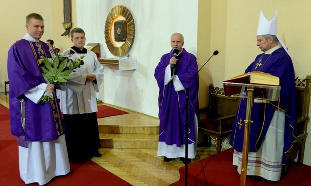 W dniu 5. rocznicy ingresu bp Henryk Tomasik sprawował Mszę św. w kaplicy Wyższego Seminarium Duchownego z gronem księży obecnych na dniach duszpasterskich