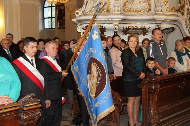 Poświęcenie sztandaru "Solidarności" w Skoczowie