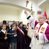 Bp Andrzej Czaja poświęcił nową siedzibę opolskich szkół katolickich