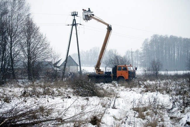 20 tys. domów pozostaje bez prądu