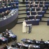 W Parlamencie Europejskim papież Franciszek 25 listopada apelował o to samo, o co zawsze dopominali się Jan Paweł II i Benedykt XVI – by Europa nie wypierała się swoich chrześcijańskich korzeni, ale czerpała z nich żywotne soki na przyszłość