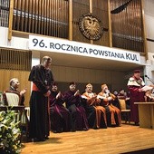 Wręczenie Złotego Medalu  dla kard. Kocha w rocznicę powstania KUL