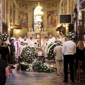  Uroczystości pogrzebowe ks. Piotra Błońskiego, prezydenta Andrzeja Drętkiewicza i ks. prof. Tadeusza Żebrowskiego odbyły się w płockiej katedrze