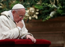 Papież wzywa do modlitwy za prześladowanych 