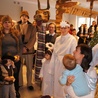 W Niedzielę Świętej Rodziny podopieczni skierniewickiego przedszkola diecezjalnego przygotowali jasełka dla parafian