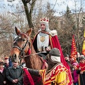 Jarosławski orszak wyróżnia się nie tylko liczbą uczestników, ale również pięknymi strojami