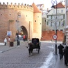 Warszawa przyciąga sporym rynkiem pracy i atrakcyjną ofertą kulturalną