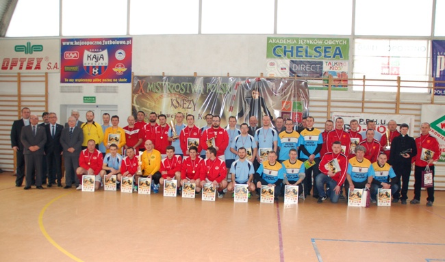 W Opocznie odbyły się finały Mistrzostw Polski Księży w Halowej Piłce Nożnej. Zwyciężyła drużyna z diecezji zamojsko-lubaczowskiej
