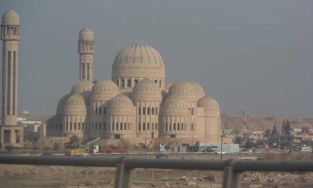 Dżihadyści wysadzili w powietrze meczety 