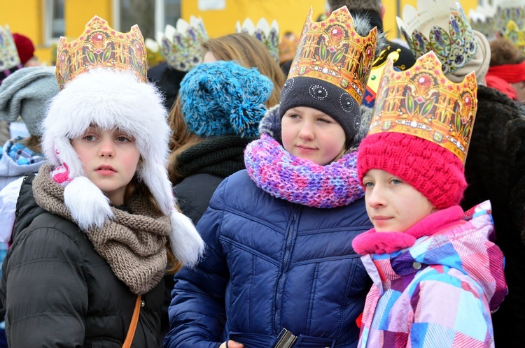 Nowa Ruda Słupiec - orszak - w drodze