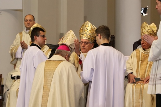 Święcenia biskupie - część 2