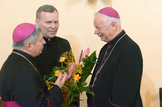 Ogłoszenie nominacji biskupiej ks. Piotra Turzyńskiego