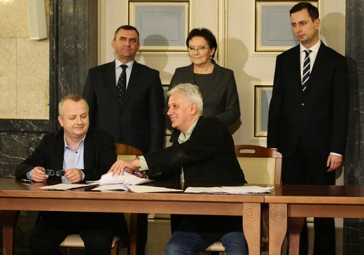 Podpisanie porozumienia między rządem a górnikami