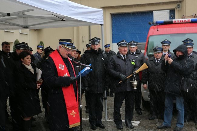 Samochody dla małopolskich strażaków