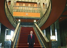 Prezydent Turcji Recep Erdogan właśnie przeprowadził się do nowego pałacu. Jego budowa kosztowała ponad pół miliarda euro