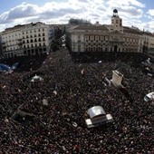 Wielotysięczny marsz poparcia dla Podemos