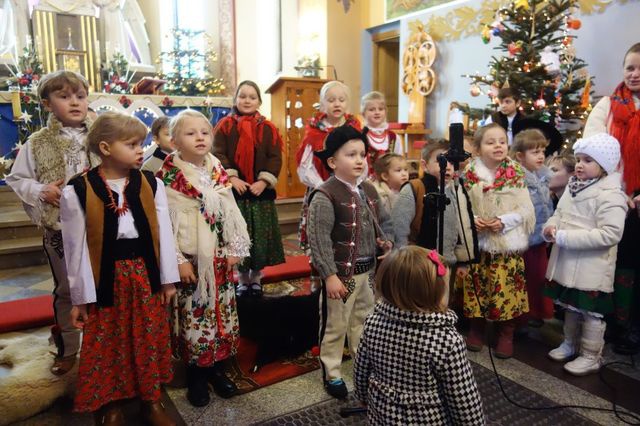 Przedszkolaki kolędowo