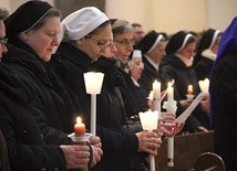 W archidiecezji katowickiej posługuje ponad tysiąc osób życia konsekrowanego