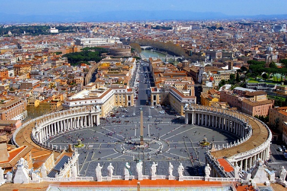 Watykan: spotkanie Rady Kardynałów