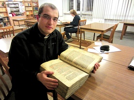 Ks. Stanisław Wróblewski aktualnie studiuje historię Kościoła na uniwersytecie Gregorianum w Rzymie 