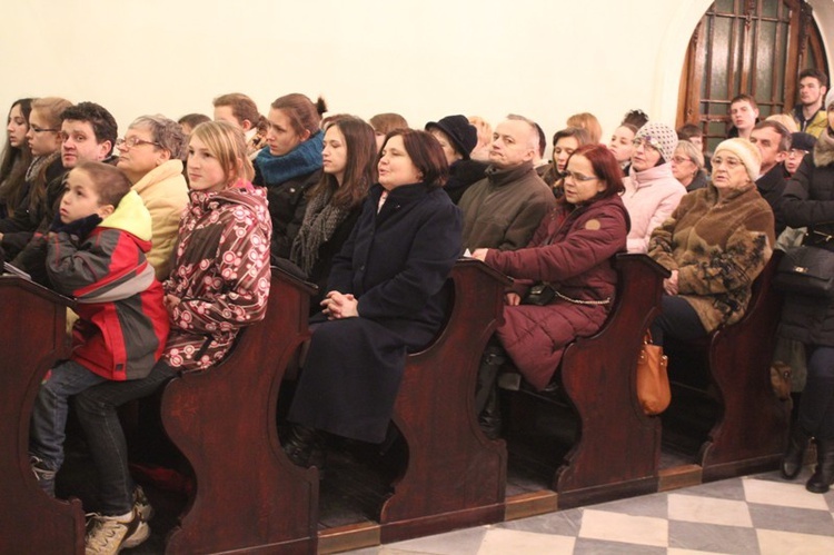 Krzyż ŚDM i ikona Matki Bożej w Cieszynie