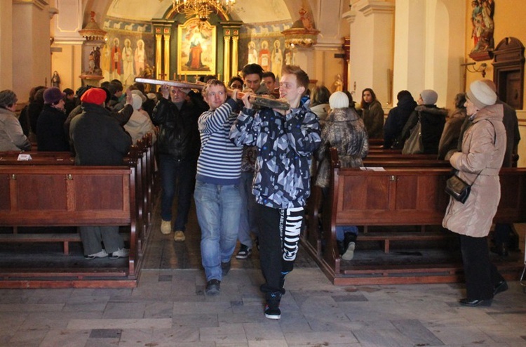 Krzyż ŚDM ikona Matki Bożej w Ustroniu