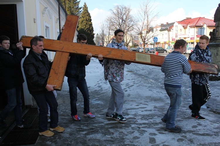 Krzyż ŚDM ikona Matki Bożej w Ustroniu