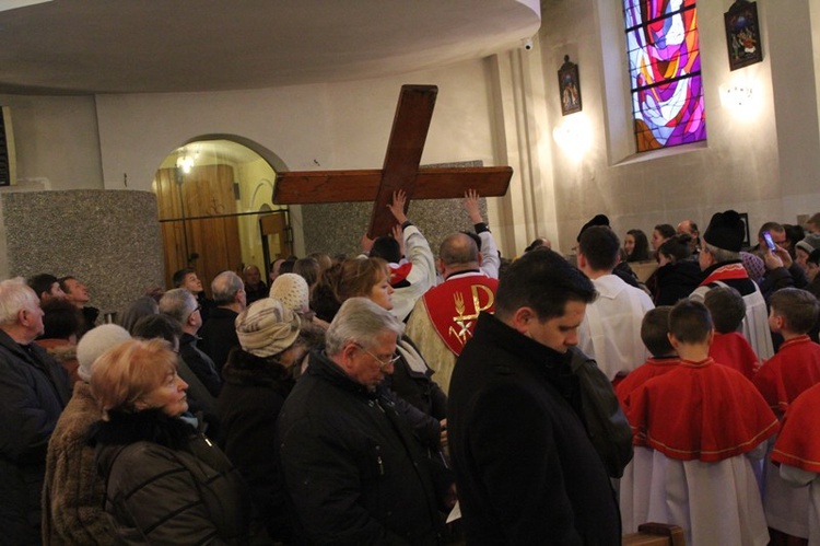 Krzyż ŚDM i ikona Matki Bożej w Wiśle