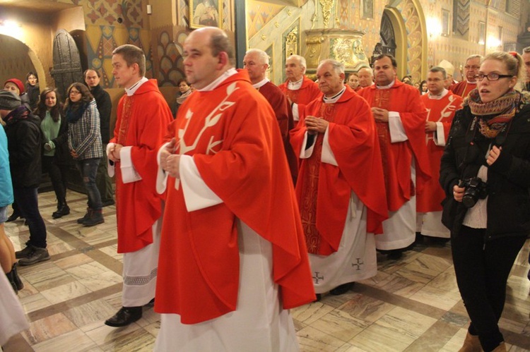 Krzyż ŚDM i ikona Matki Bożej w Żywcu