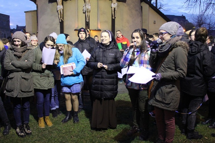 Krzyż ŚDM i ikona Matki Bożej w Żywcu