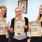  Najlepsi pojadą na ogólnopolski finał w Łomży. Na zdjęciu (od lewej):  Julia Frankowska, Agata Blicharz i Daria Mroczkowska