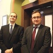 Mateusz (po lewej)  i Krzysztof walczą  w sądzie o uniewinnienie 