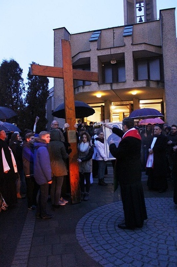 Krzyż i ikona Matki Bożej w Bielsku-Białej - cz. 1