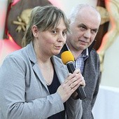 – Opiekuje się nami rodzina czeska, spotykamy się 4–5 razy do roku – mówi Jolanta Kobiec i dodaje, że problemy językowe udaje się jakoś przeskoczyć