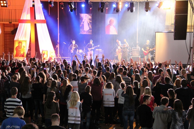 Forum młodzieży - koncert ewangelizacyjny 