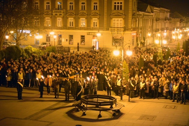 Droga Krzyżowa ulicami Radomia