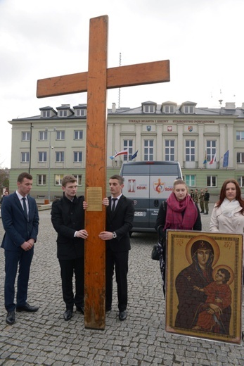 Powitanie symboli ŚDM w diecezji radomskiej