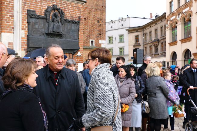 Święcenie pokarmów wielkanocnych. Kraków - 2015