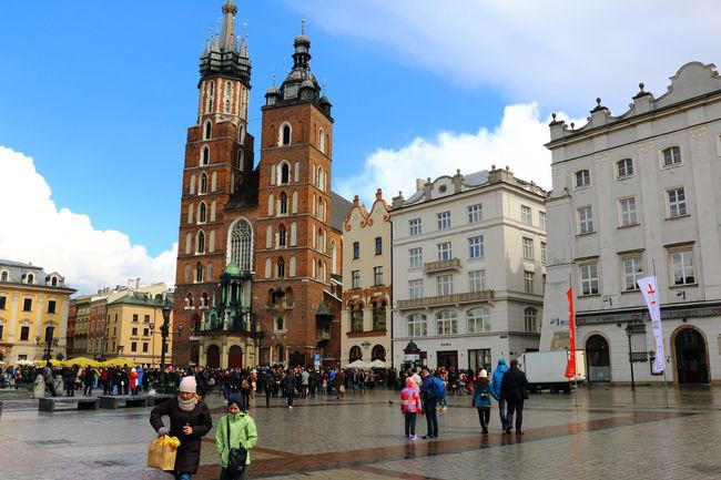 Święcenie pokarmów wielkanocnych. Kraków - 2015