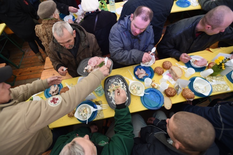 Śniadanie Wielkanocne dla potrzebujących