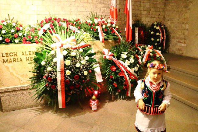 Hołd pamięci Marii i Lecha Kaczyńskich