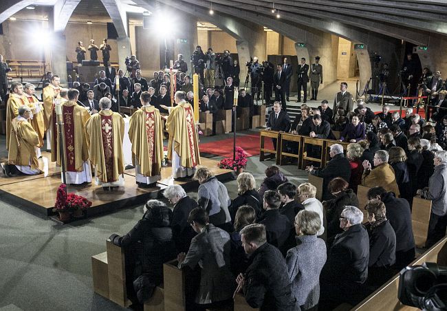 Rocznica smoleńska w Panteonie Wielkich Polaków