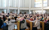 Pielgrzymi ze Świdnicy w sanktuarium Bożego Miłosierdzia